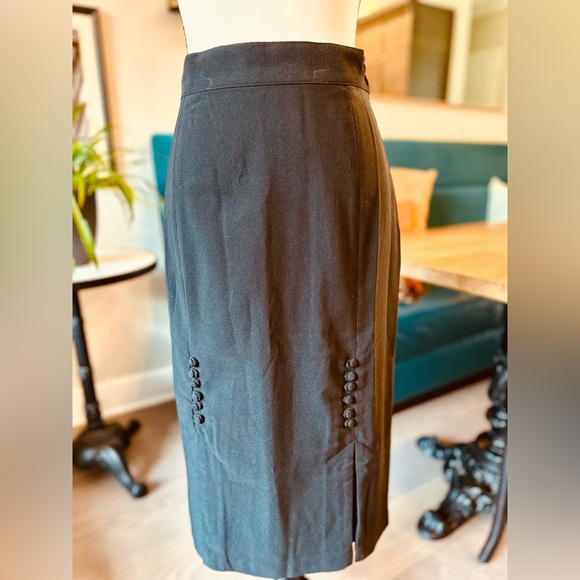 Bettie Page Dresses & Skirts - Bettie Page Midi skirt